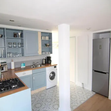 בית נופש Furnished Near *