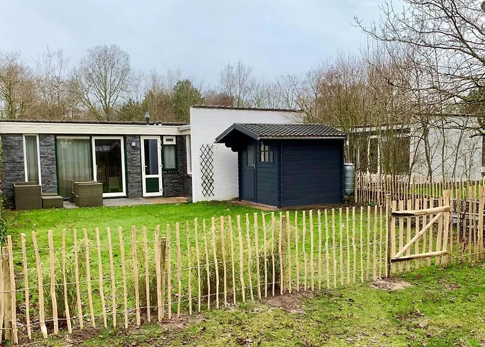Furnished Near Semesterbostad Sint Maartensvlotbrug