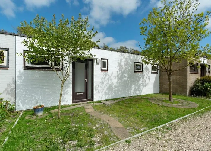 Furnished Near * Sint Maartensvlotbrug