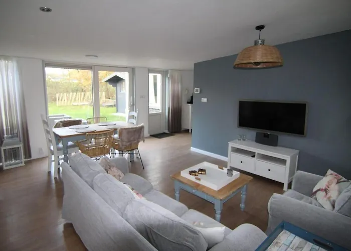 Furnished Near Semesterbostad Sint Maartensvlotbrug