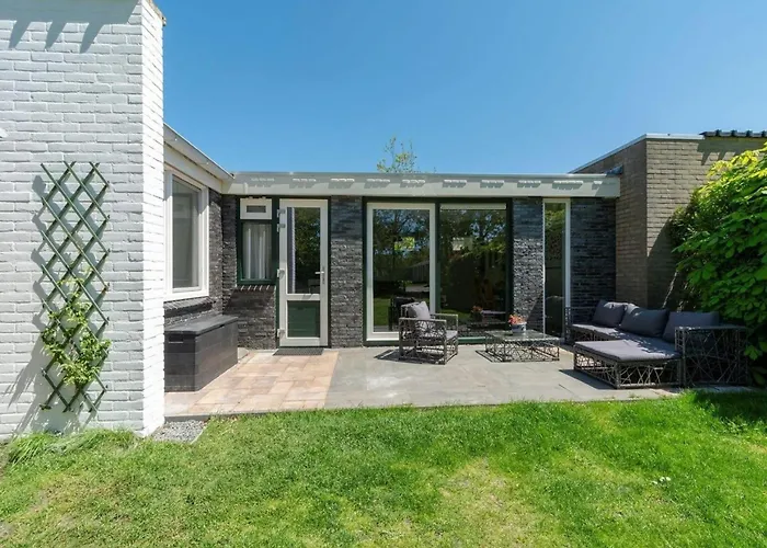 Furnished Near Sint Maartensvlotbrug