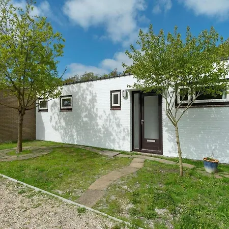 Furnished Near Сasa de vacaciones *