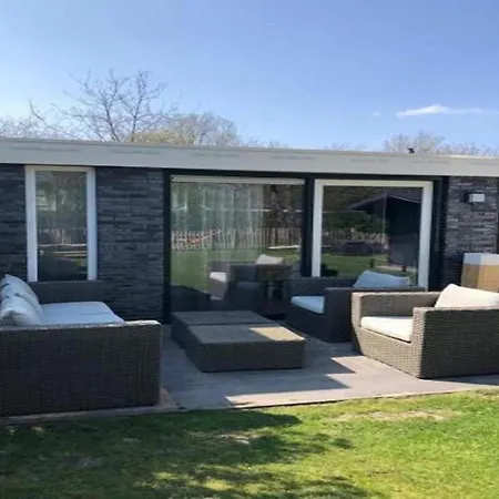 Furnished Near Сasa de vacaciones *